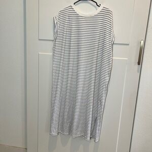 A‎ New Day Womens XX Large 2XL Dress White Black Striped Sleeveless Casual Tee